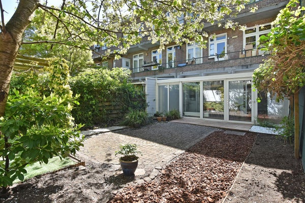 De Carpentierstraat 24